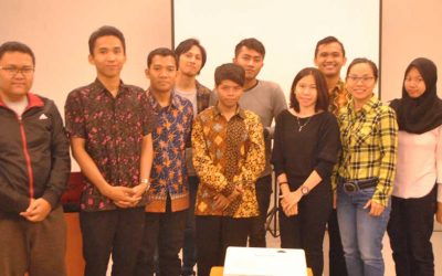 Flashcom Indonesia mengadakan Pelatihan Slide Infografis di Hotel Amaris Surabaya
